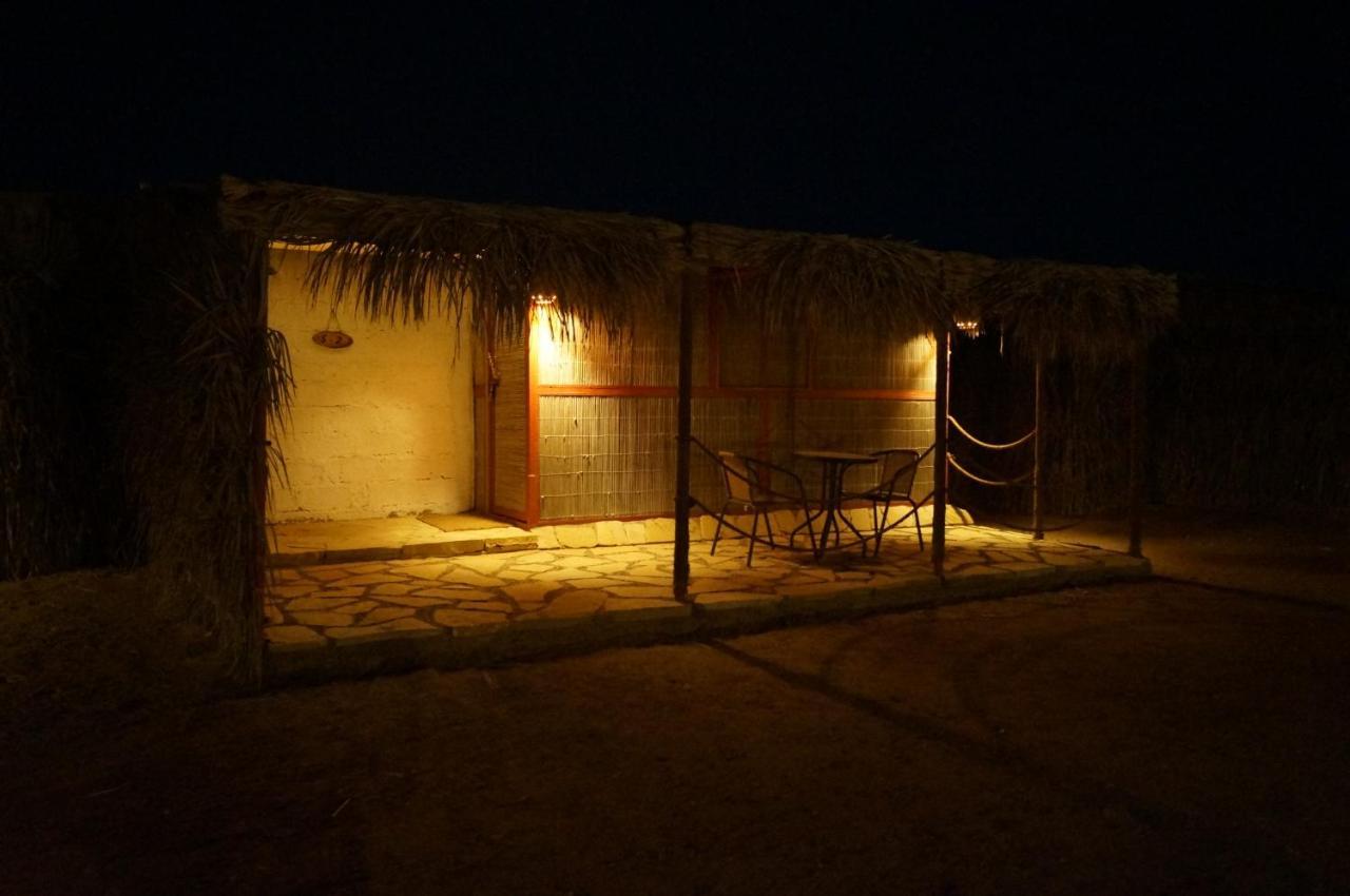סור Sama Ras Al Jinz Resort מראה חיצוני תמונה