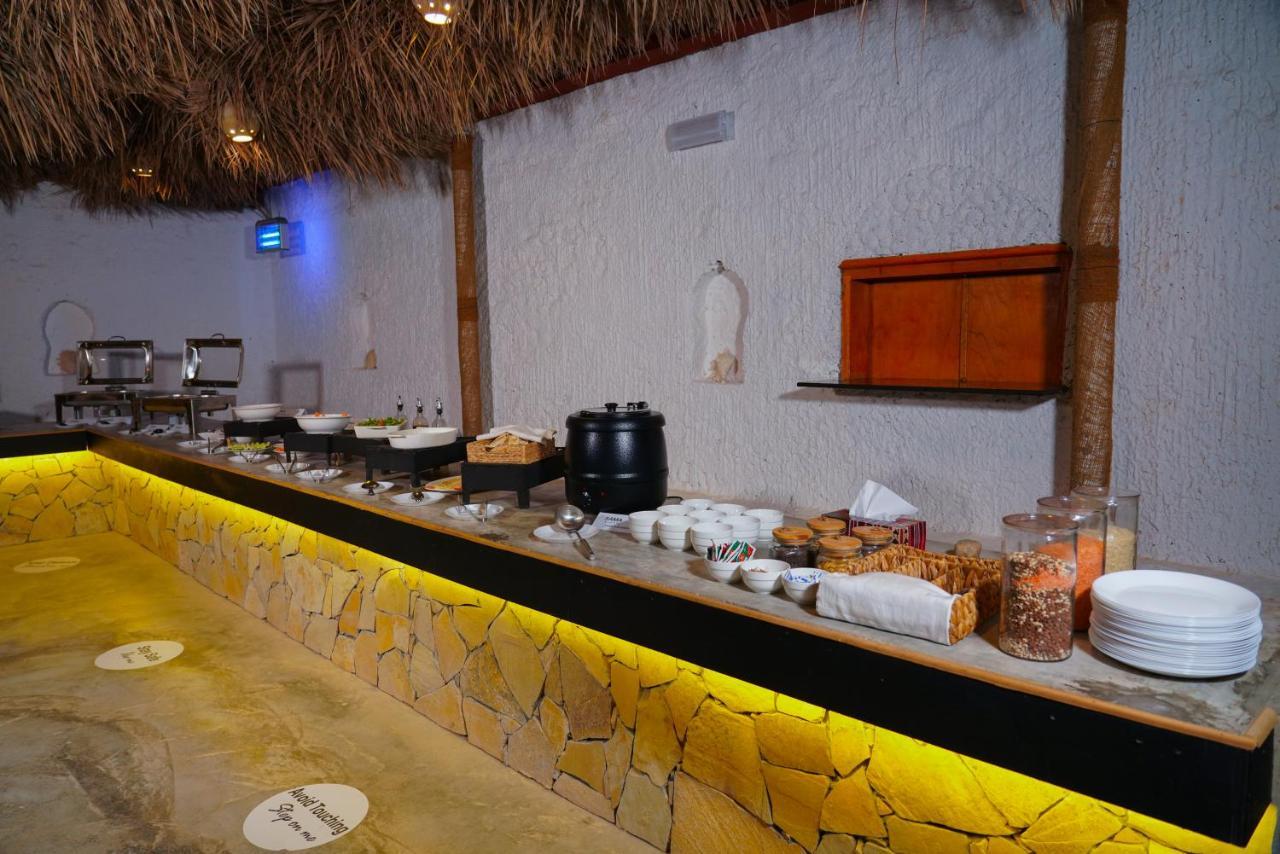 סור Sama Ras Al Jinz Resort מראה חיצוני תמונה