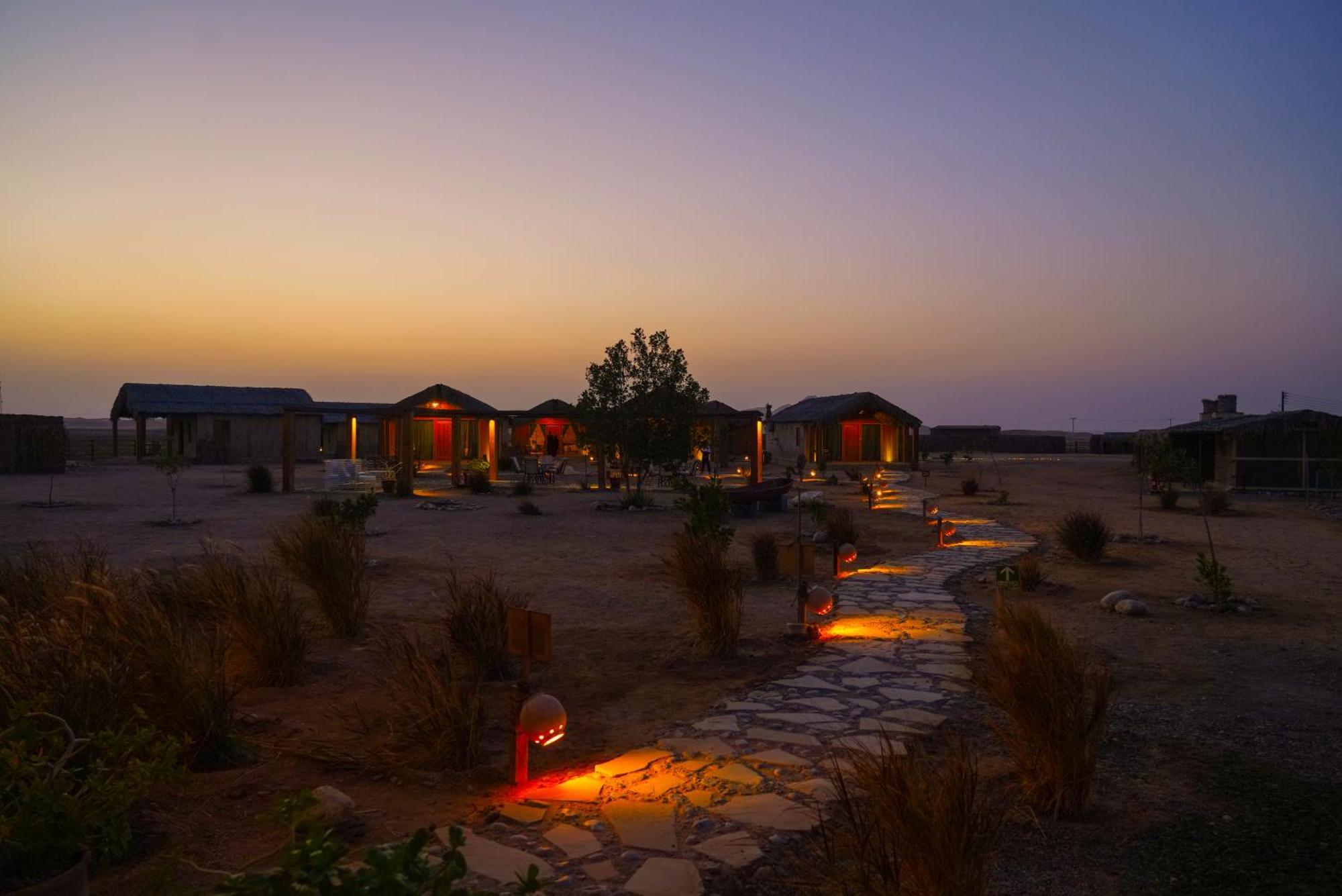 סור Sama Ras Al Jinz Resort מראה חיצוני תמונה